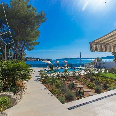 Villa Bozena โบรดาริตซา ภายนอก รูปภาพ