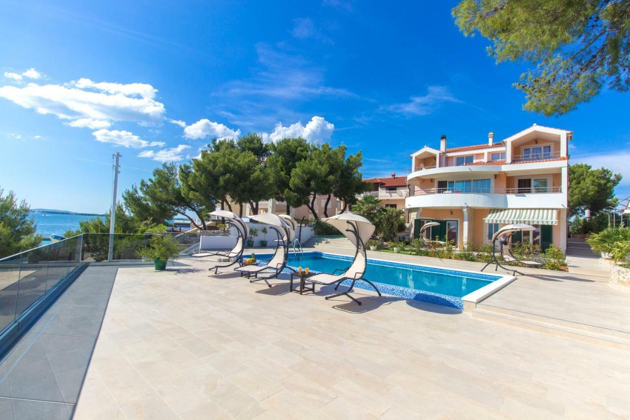 Villa Bozena โบรดาริตซา ภายนอก รูปภาพ