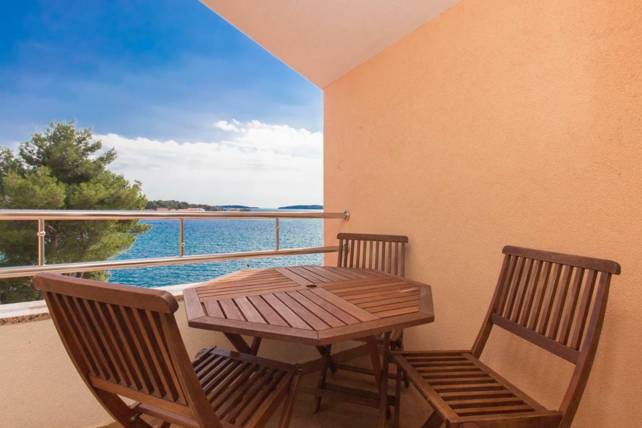 Villa Bozena โบรดาริตซา ภายนอก รูปภาพ
