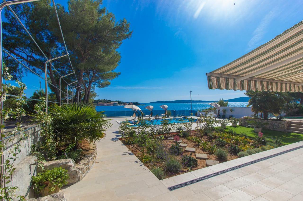Villa Bozena โบรดาริตซา ภายนอก รูปภาพ