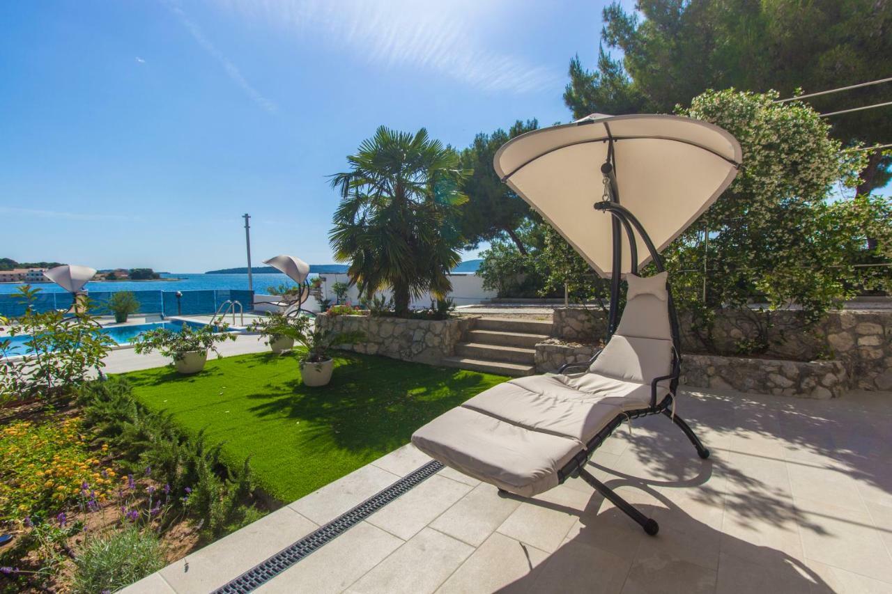 Villa Bozena โบรดาริตซา ภายนอก รูปภาพ