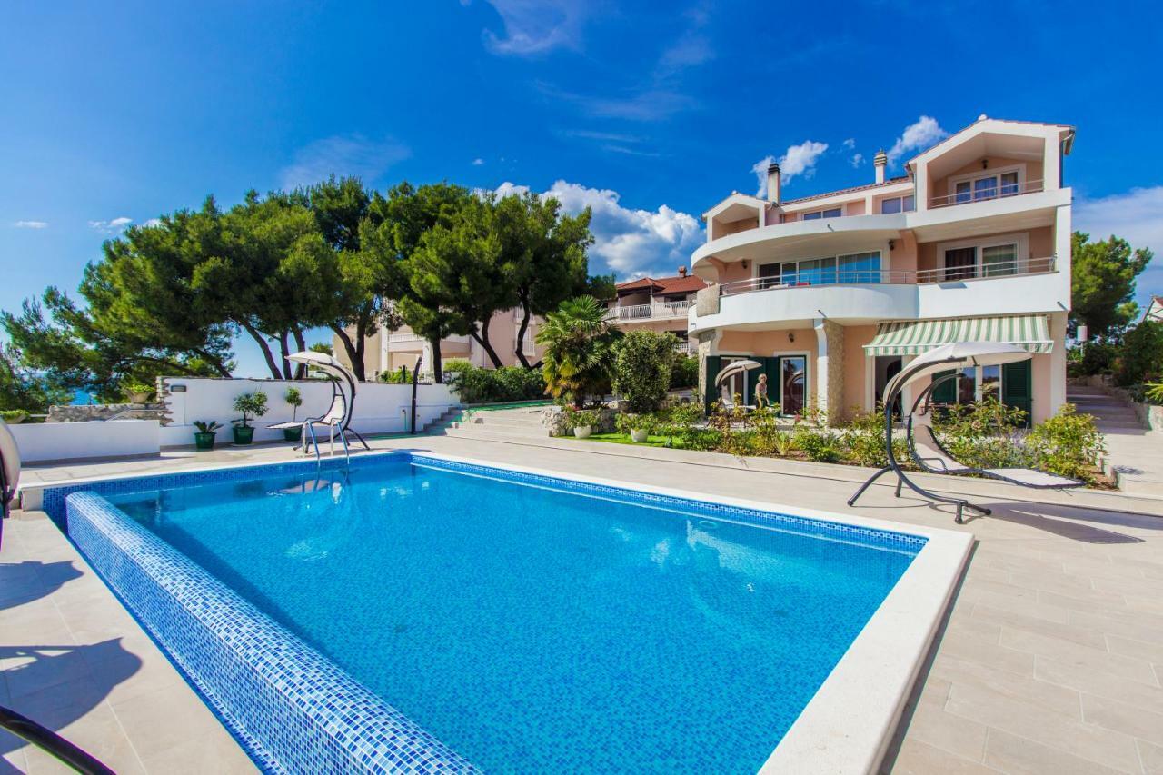 Villa Bozena โบรดาริตซา ภายนอก รูปภาพ
