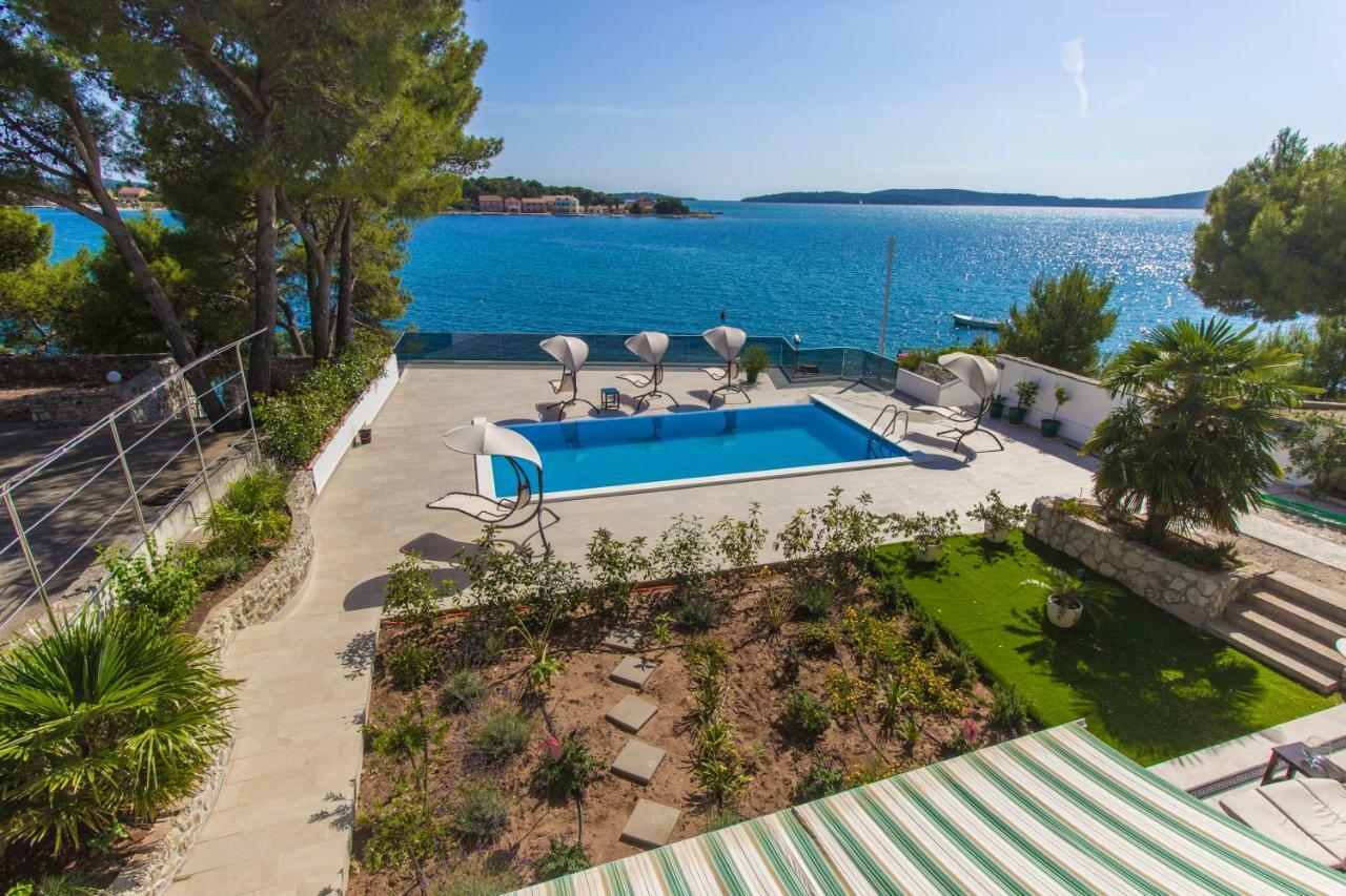 Villa Bozena โบรดาริตซา ภายนอก รูปภาพ