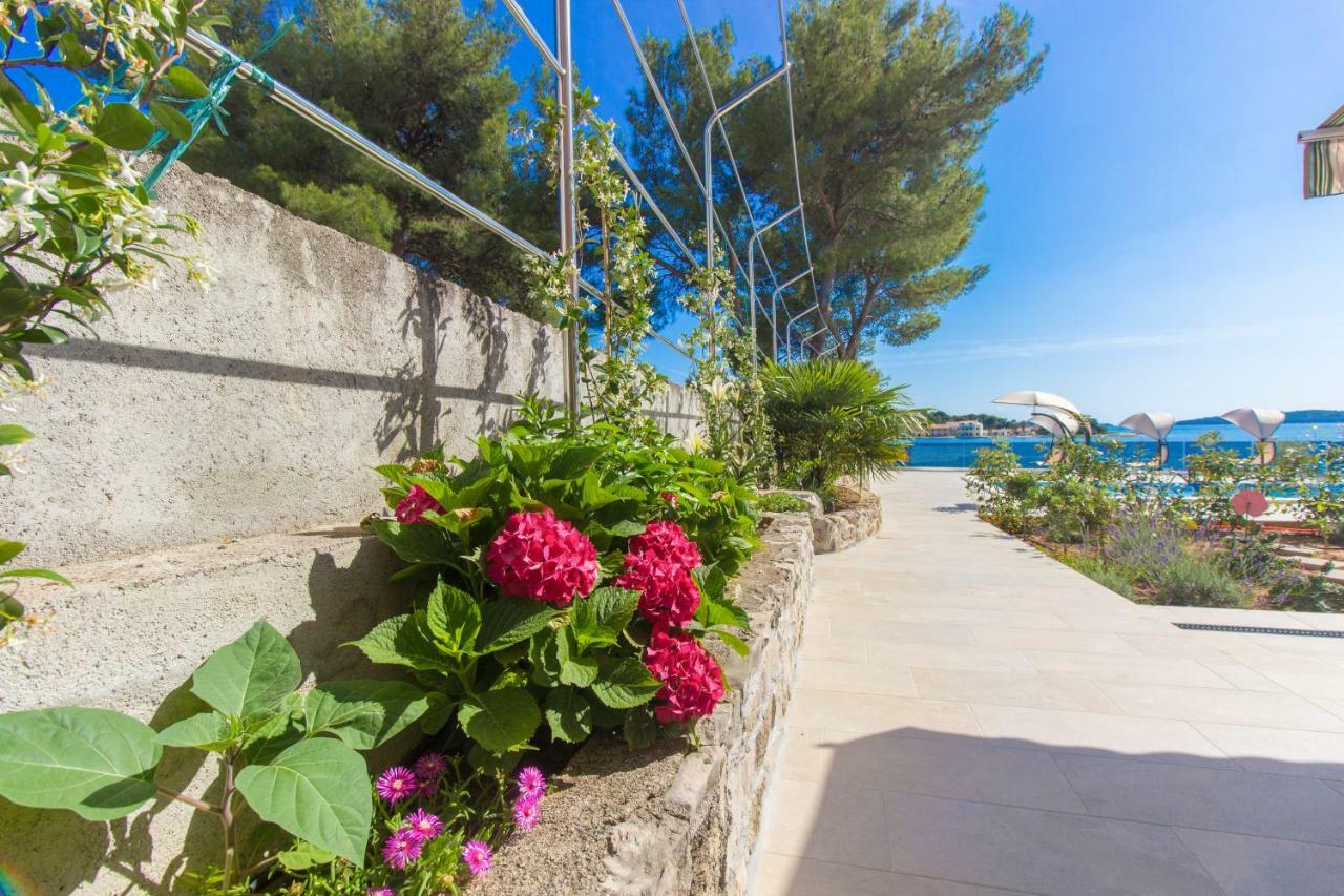 Villa Bozena โบรดาริตซา ภายนอก รูปภาพ