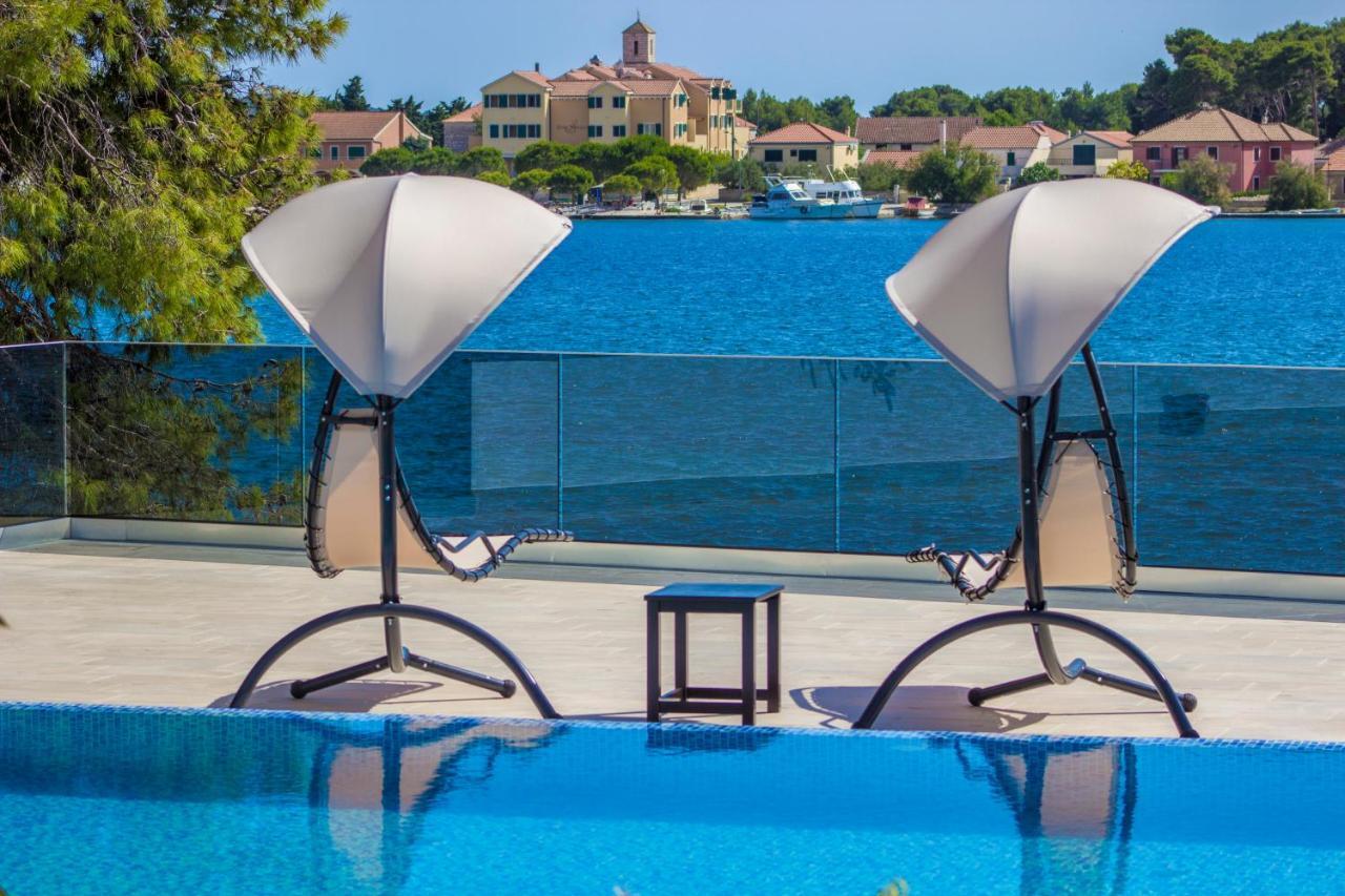 Villa Bozena โบรดาริตซา ภายนอก รูปภาพ